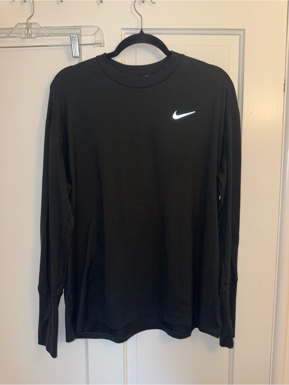 Nike Men's Black Long-Sleeve Dri-FIT Crew Shirt